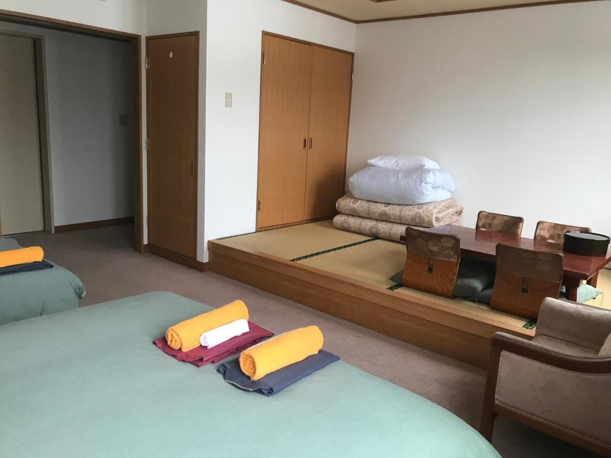 Refre Hotel ميوكو المظهر الخارجي الصورة