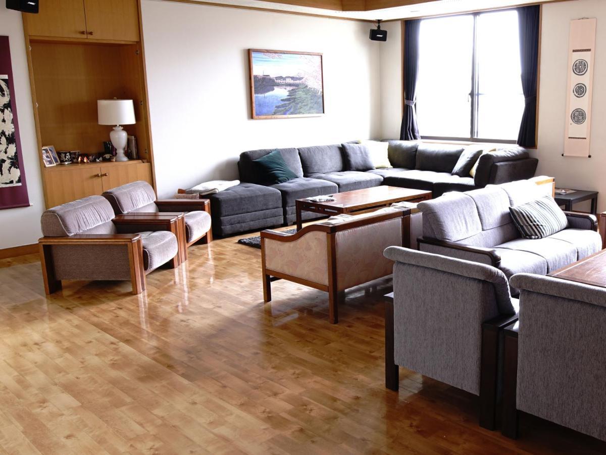 Refre Hotel ميوكو المظهر الخارجي الصورة