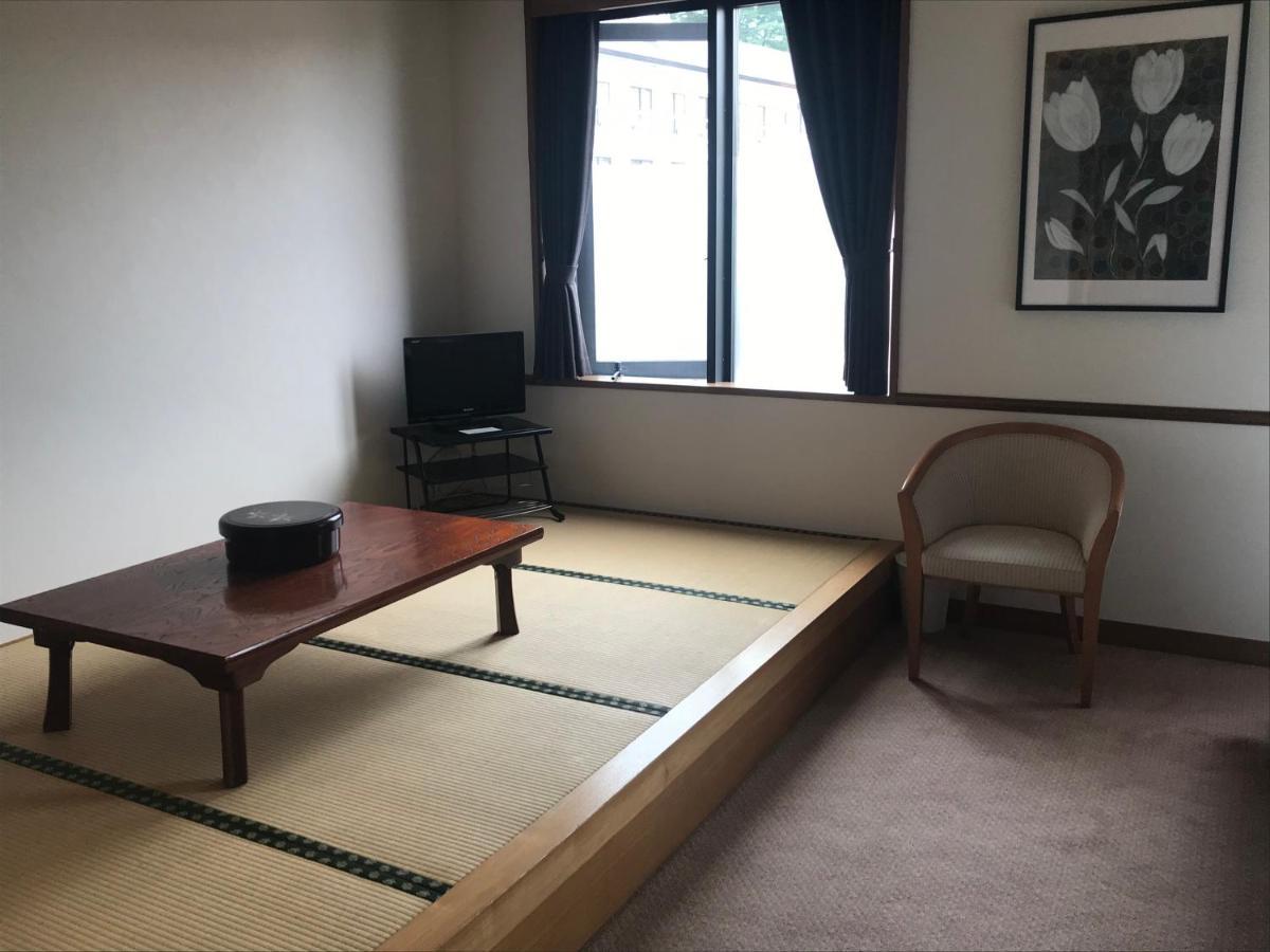 Refre Hotel ميوكو المظهر الخارجي الصورة