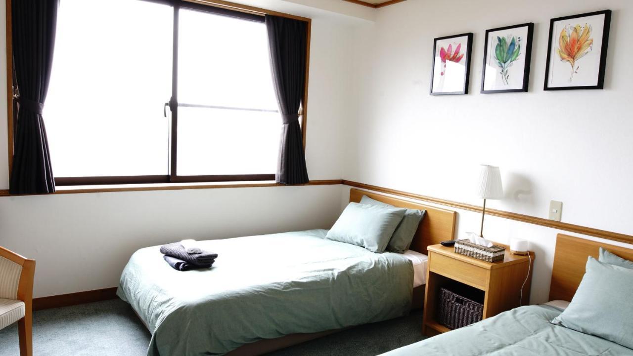 Refre Hotel ميوكو المظهر الخارجي الصورة