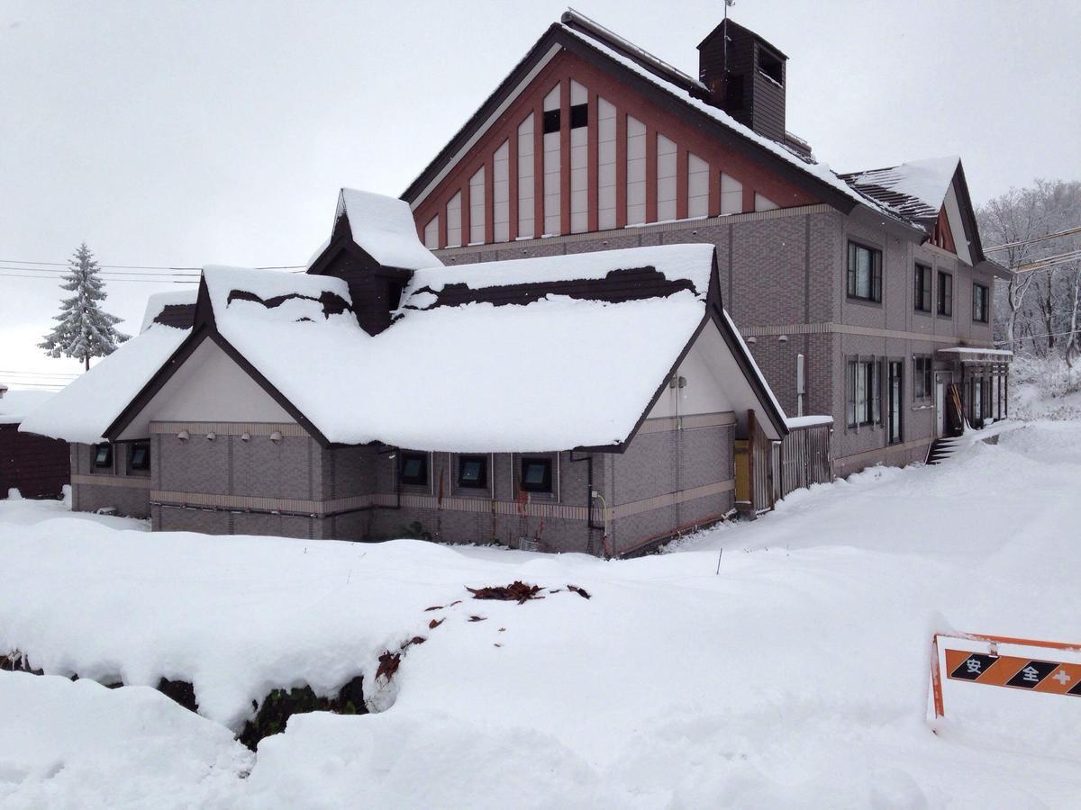 Refre Hotel ميوكو المظهر الخارجي الصورة